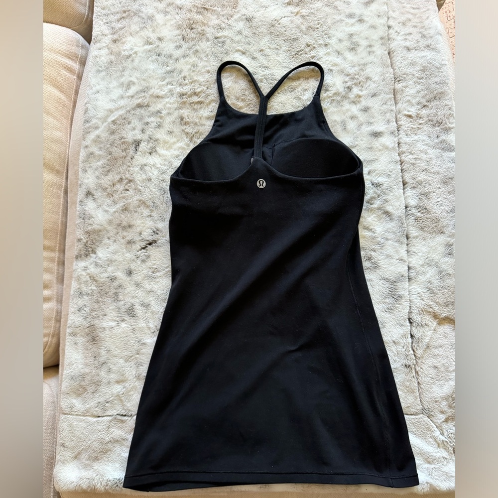 🍋 Black Lululemon Padded Tank 🖤